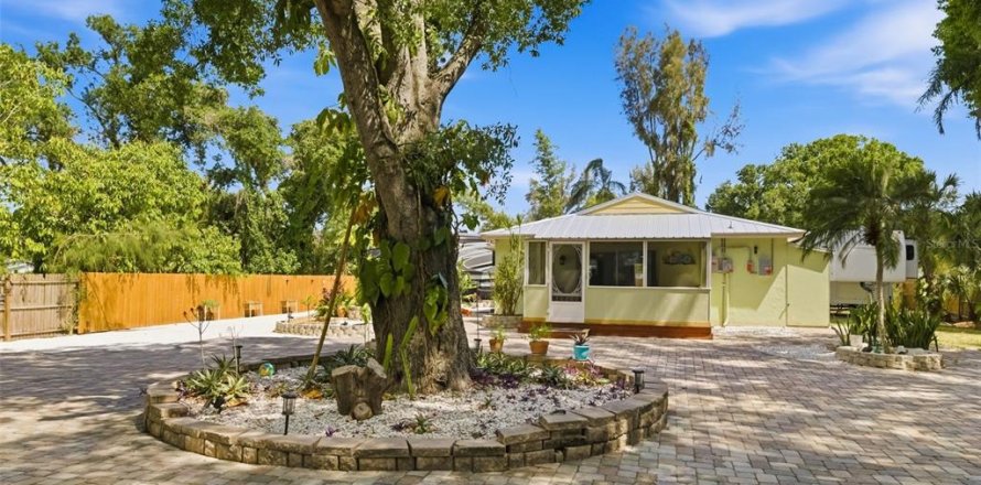 Villa ou maison à Sarasota, Floride 2 chambres, 88.44 m2 № 2093791