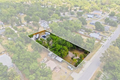 Villa ou maison à vendre à Sarasota, Floride: 2 chambres, 88.44 m2 № 2093791 - photo 2