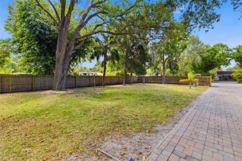 Villa ou maison à vendre à Sarasota, Floride: 2 chambres, 88.44 m2 № 2093791 - photo 29