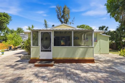 Villa ou maison à vendre à Sarasota, Floride: 2 chambres, 88.44 m2 № 2093791 - photo 24