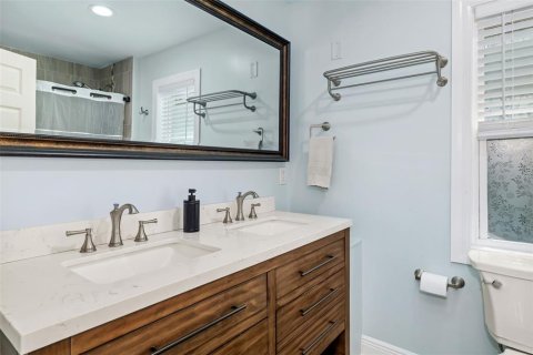 Villa ou maison à vendre à Sarasota, Floride: 2 chambres, 88.44 m2 № 2093791 - photo 17