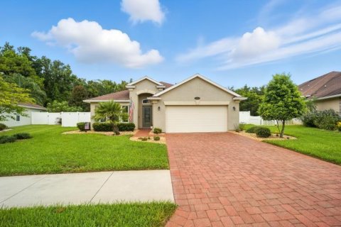 House in Palm Coast, Florida 3 bedrooms, 177.81 sq.m. № 1893955 - photo 1