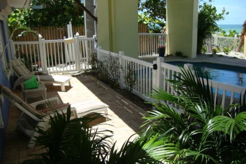 Casa en alquiler en Indian Shores, Florida, 4 dormitorios, 148.64 m2 № 251533 - foto 4