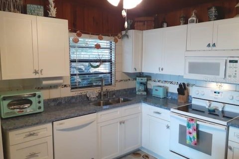 Casa en alquiler en Indian Shores, Florida, 4 dormitorios, 148.64 m2 № 251533 - foto 7