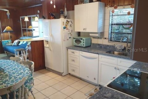 Casa en alquiler en Indian Shores, Florida, 4 dormitorios, 148.64 m2 № 251533 - foto 8