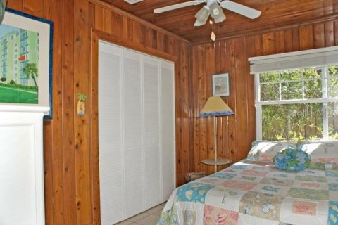 Casa en alquiler en Indian Shores, Florida, 4 dormitorios, 148.64 m2 № 251533 - foto 16