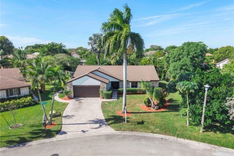 Casa en venta en Coral Springs, Florida, 3 dormitorios, 150.13 m2 № 1970658 - foto 3