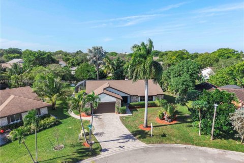Casa en venta en Coral Springs, Florida, 3 dormitorios, 150.13 m2 № 1970658 - foto 13