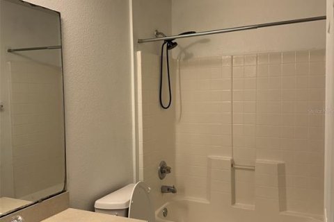 Casa en alquiler en Deltona, Florida, 3 dormitorios, 133.78 m2 № 2210584 - foto 10