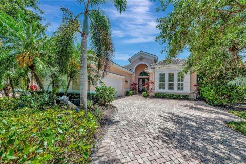 Villa ou maison à vendre à Bradenton, Floride: 3 chambres, 247.77 m2 № 1666325 - photo 1