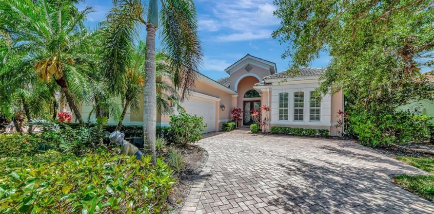 Villa ou maison à Bradenton, Floride 3 chambres, 247.77 m2 № 1666325