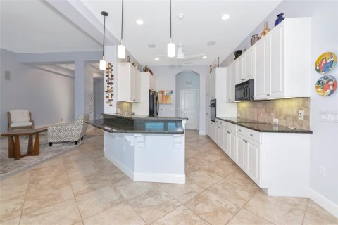 Villa ou maison à vendre à Bradenton, Floride: 3 chambres, 247.77 m2 № 1666325 - photo 15