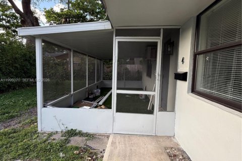 Casa en alquiler en Miramar, Florida, 2 dormitorios, 269.32 m2 № 2067283 - foto 19