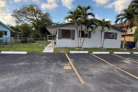 Casa en alquiler en Miramar, Florida, 2 dormitorios, 269.32 m2 № 2067283 - foto 20