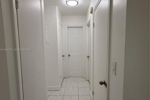 Casa en alquiler en Miramar, Florida, 2 dormitorios, 269.32 m2 № 2067283 - foto 8