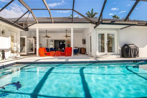 House in Palmetto Bay, Florida 6 bedrooms, 383.13 sq.m. № 1931872 - photo 29