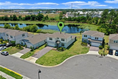 Villa ou maison à louer à Clermont, Floride: 4 chambres, 269.42 m2 № 2424390 - photo 3