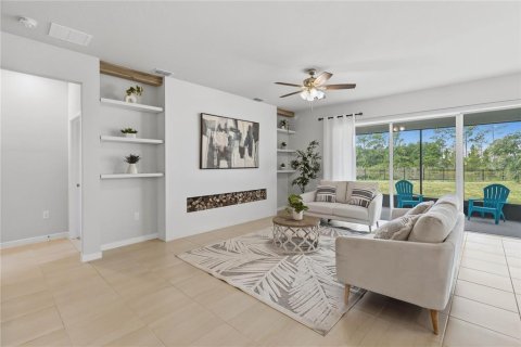 Villa ou maison à louer à Clermont, Floride: 4 chambres, 269.42 m2 № 2424390 - photo 9