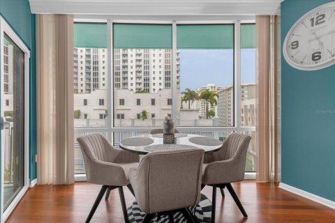 Condominio en venta en Orlando, Florida, 2 dormitorios, 122.35 m2 № 1262414 - foto 14