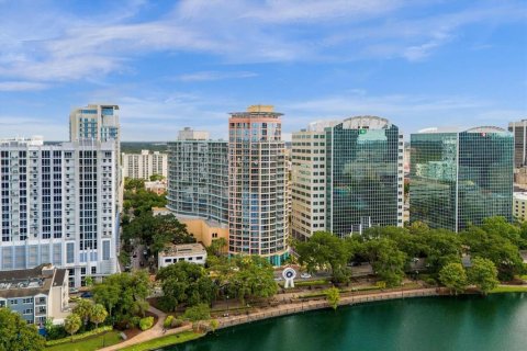 Condominio en venta en Orlando, Florida, 2 dormitorios, 122.35 m2 № 1262414 - foto 3