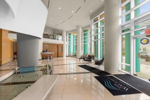 Condominio en venta en Orlando, Florida, 2 dormitorios, 122.35 m2 № 1262414 - foto 4
