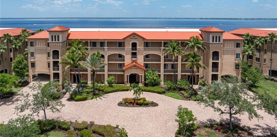 Condo in Punta Gorda, Florida, 3 bedrooms № 1844237