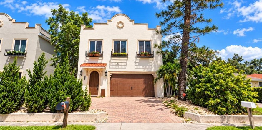 Villa ou maison à Sarasota, Floride 4 chambres, 195.37 m2 № 2399080