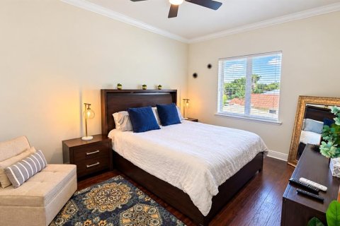 Villa ou maison à louer à Sarasota, Floride: 4 chambres, 195.37 m2 № 2399080 - photo 16