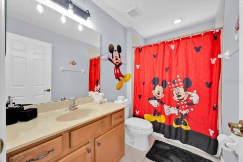 Casa en venta en Davenport, Florida, 6 dormitorios, 261.98 m2 № 1919162 - foto 30