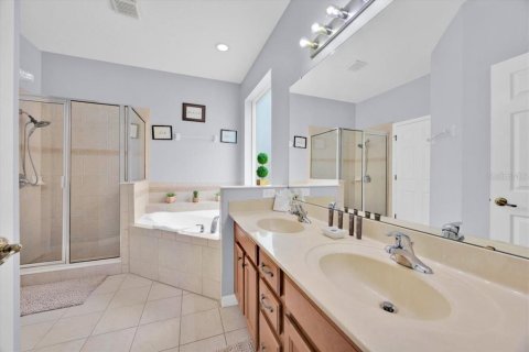 Casa en venta en Davenport, Florida, 6 dormitorios, 261.98 m2 № 1919162 - foto 20