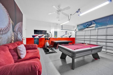 Casa en venta en Davenport, Florida, 6 dormitorios, 261.98 m2 № 1919162 - foto 17