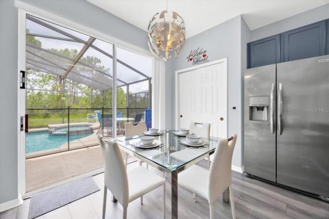 Casa en venta en Davenport, Florida, 6 dormitorios, 261.98 m2 № 1919162 - foto 9