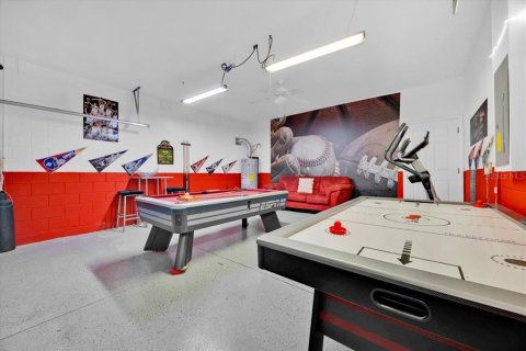 Casa en venta en Davenport, Florida, 6 dormitorios, 261.98 m2 № 1919162 - foto 16
