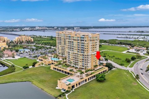 Copropriété à vendre à Palmetto, Floride: 2 chambres, 171.59 m2 № 2400990 - photo 2
