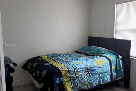 House in Deerfield Beach, Florida 2 bedrooms, 88.44 sq.m. № 2039180 - photo 14