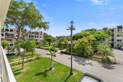 Condominio en alquiler en Miami, Florida, 2 dormitorios, 74.69 m2 № 2029143 - foto 14