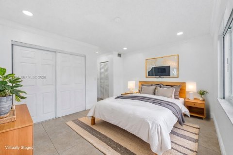Condominio en alquiler en Miami, Florida, 2 dormitorios, 74.69 m2 № 2029143 - foto 8