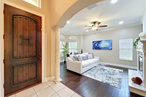 Villa ou maison à vendre à Orlando, Floride: 4 chambres, 277.59 m2 № 2100725 - photo 3