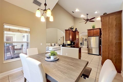 Villa ou maison à vendre à Orlando, Floride: 4 chambres, 277.59 m2 № 2100725 - photo 15