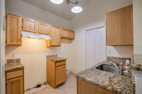 Купить кондоминиум в Киссимми, Флорида 4 комнаты, 62.89м2, № 2091838 - фото 9