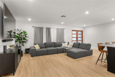 Villa ou maison à vendre à Deerfield Beach, Floride: 3 chambres, 171.31 m2 № 1976699 - photo 24