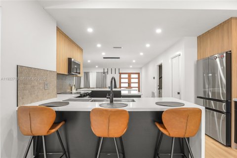 Villa ou maison à vendre à Deerfield Beach, Floride: 3 chambres, 171.31 m2 № 1976699 - photo 28