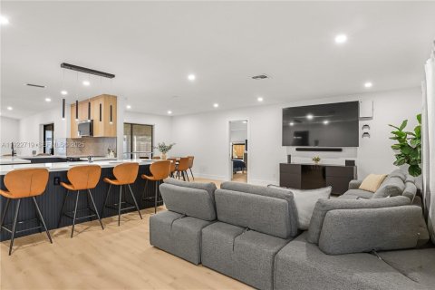 Villa ou maison à vendre à Deerfield Beach, Floride: 3 chambres, 171.31 m2 № 1976699 - photo 12