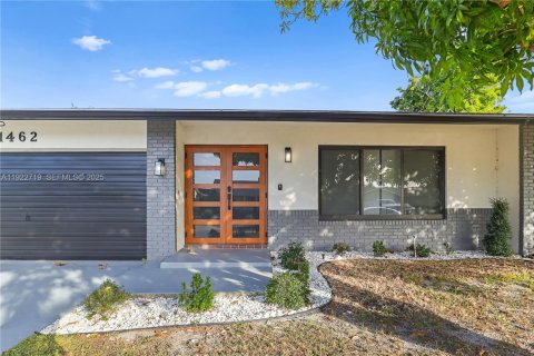 Villa ou maison à vendre à Deerfield Beach, Floride: 3 chambres, 171.31 m2 № 1976699 - photo 6