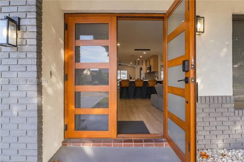 Villa ou maison à vendre à Deerfield Beach, Floride: 3 chambres, 171.31 m2 № 1976699 - photo 10