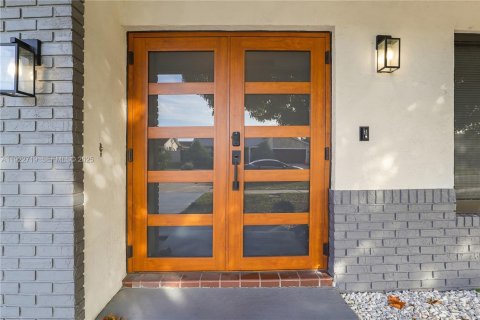 Villa ou maison à vendre à Deerfield Beach, Floride: 3 chambres, 171.31 m2 № 1976699 - photo 9