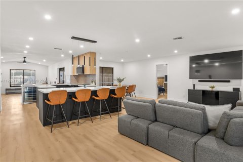 Villa ou maison à vendre à Deerfield Beach, Floride: 3 chambres, 171.31 m2 № 1976699 - photo 13