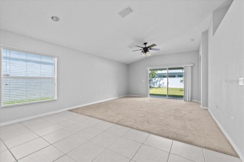 Casa en alquiler en Lakeland, Florida, 4 dormitorios, 183.76 m2 № 1868891 - foto 13