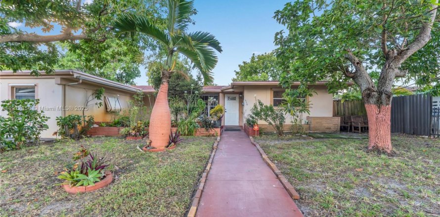 Villa ou maison à Fort Lauderdale, Floride 3 chambres, 217.67 m2 № 1973153