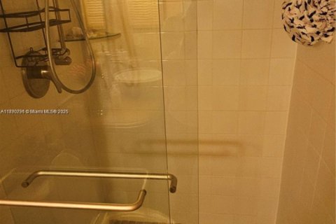 Condominio en venta en West Palm Beach, Florida, 2 dormitorios, 103.12 m2 № 2021461 - foto 9